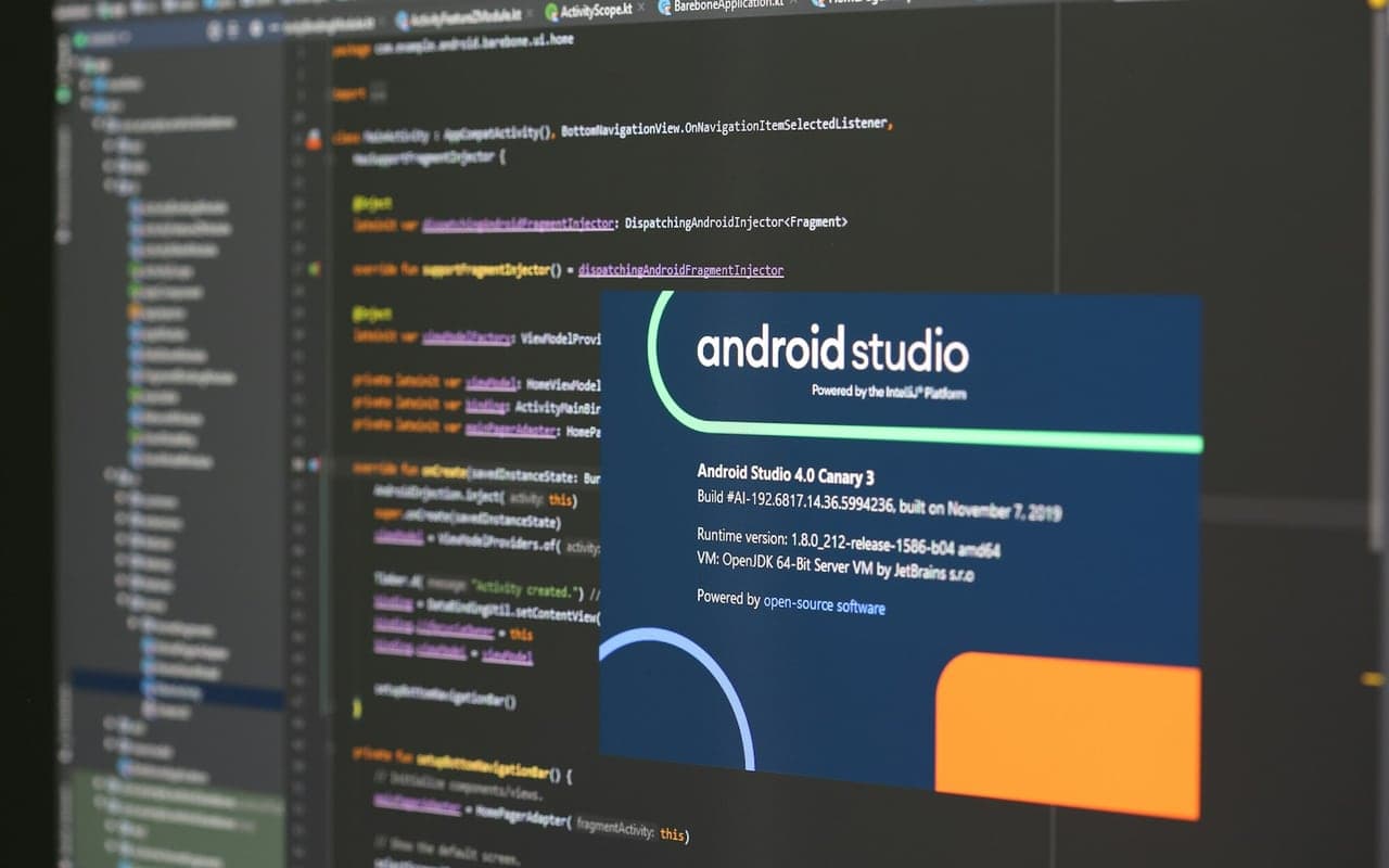 Android Studio open beside mobile application source code